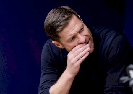 Chelsea acerta a contratação do técnico Xabi Alonso