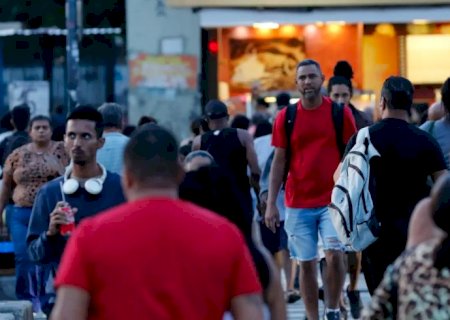 Desemprego chega a 5,8% no trimestre encerrado em abril, diz IBGE