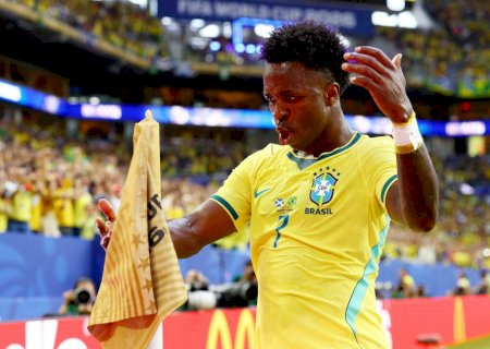 Vini Jr. sobe para 4º lugar em ranking da Fifa de melhores jogadores de ataque da Copa; lista
