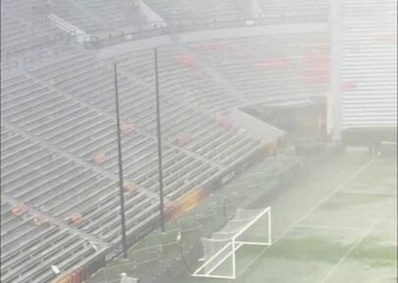 Chuva forte atinge estádio de Argentina x Islândia