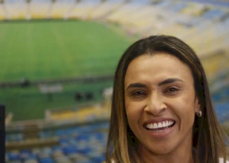 Com Marta como embaixadora, Tesouro quer atrair mais investidores