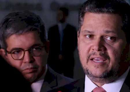 Alcolumbre mantém PEC 6x1 travada em semana esvaziada no Senado
