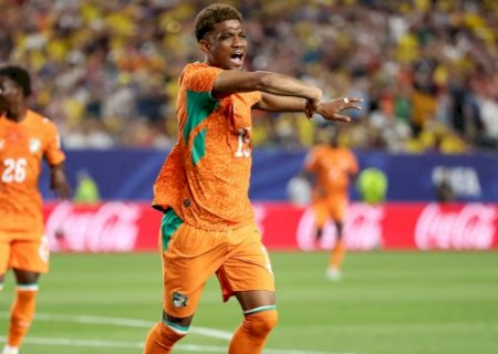 Costa do Marfim vence Equador no fim e estreia com vit&oacute;ria na Copa do Mundo
