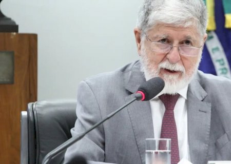 Pretexto para intervenção é inaceitável, diz Celso Amorim