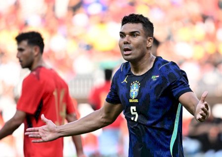 Veja conversa de Casemiro com Marquinhos após falha em gol sofrido: "Era para mim? Não vi"