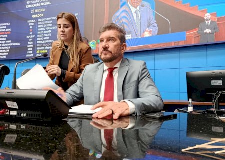 Sem licitação: Pedro Kemp questiona compra de plataforma tecnológica de R$ 14,3 mi pelo Governo do Estado