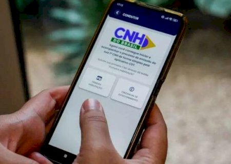 Lula sanciona lei da CNH autom&aacute;tica para bom condutor, mas com exame obrigat&oacute;rio