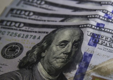 Balança comercial tem superávit de US$ 9,8 bilhões em junho