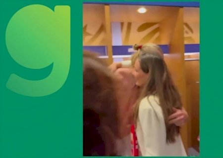 Princesa da Noruega vai a vestiário e abraça Haaland após vitória sobre o Brasil; veja vídeo
