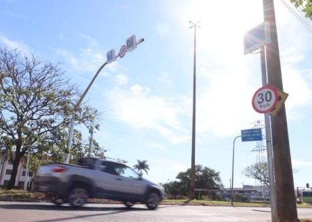 Voc&ecirc; j&aacute; recebeu multa por excesso de velocidade? Participe da enquete