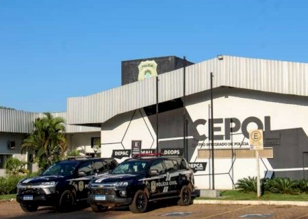 Homem tenta furtar carro de casal de policiais militares e morre baleado
