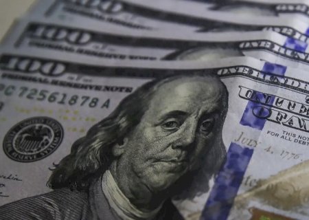 Dólar cai para R$ 5,10, após juros serem mantidos nos EUA