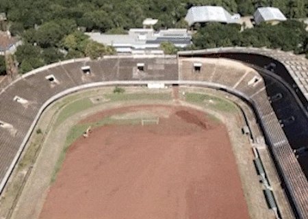 Drone mostra Moren&atilde;o sem gramado na primeira grande mudan&ccedil;a da reforma