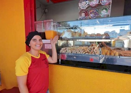 Esfirra quase fez Ang&eacute;lica desistir, mas hoje vende 800 salgados por dia