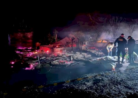 Aut&oacute;psia indica que policiais foram mortos ao serem rendidos na fronteira