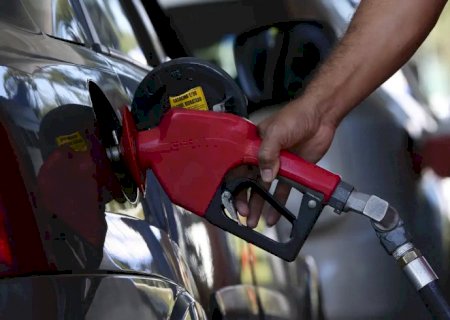 Governo adia reunião que pode aumentar etanol na gasolina para 32%