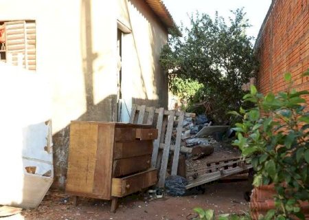 Ap&oacute;s morte de jovem no Nova Lima, m&atilde;e deixa casa e im&oacute;vel preocupa vizinha