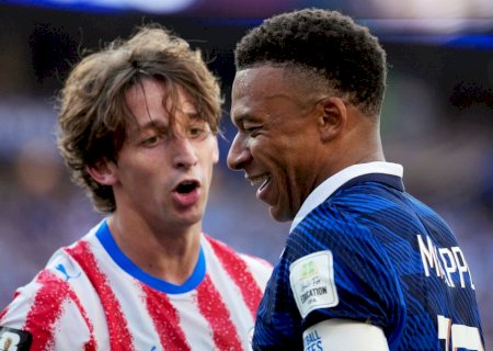 Mbappé ri de provocações do Paraguai, e Deschamps afasta franceses: "Iam acabar com ele"