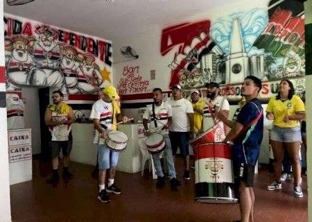 Com Brasileir&atilde;o parado, organizada do S&atilde;o Paulo se re&uacute;ne pela sele&ccedil;&atilde;o