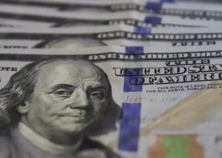 D&oacute;lar &agrave; vista fecha semana em queda e termina cotado a R$ 5,08