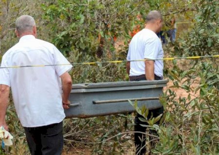 Restos mortais s&atilde;o achados entre destro&ccedil;os de avi&atilde;o que caiu na Capital