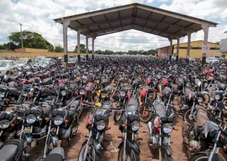 Detran isenta di&aacute;rias de ve&iacute;culos retidos em p&aacute;tios durante falha no sistema