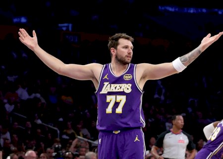 Avião fretado, pesca e golfe: a "pré-temporada" dos Lakers bancada por Doncic na Eslovênia