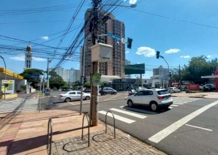 Pane em sem&aacute;foros da Rua Dom Aquino exige cautela no Centro