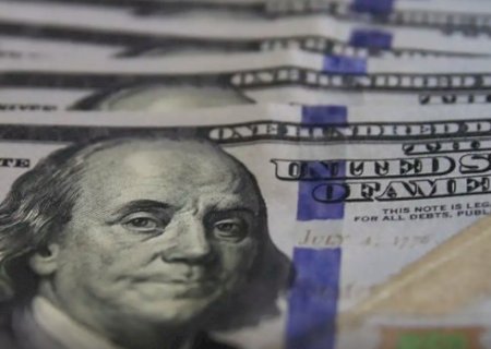 D&oacute;lar fecha semana em alta, a R$ 5,21, e avan&ccedil;a 1,88% em cinco dias
