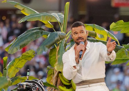 NFL: Ricky Martin e Pedro Sampaio serão as atrações do show do intervalo do 1º jogo da liga no Rio