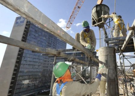 Brasil cria 165,8 mil postos de trabalho em agosto, aponta Caged