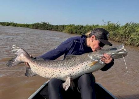 Pescaria rende pintado de 1,52 metro e encontro com on&ccedil;a e cervo no Pantanal