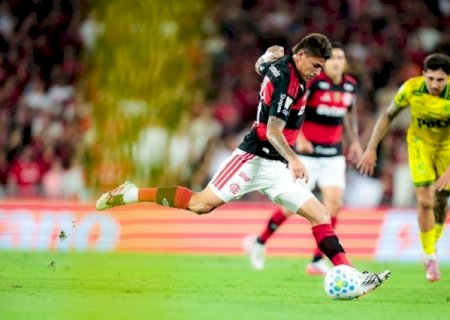 Flamengo bate Mirassol e fica a um ponto do l&iacute;der Palmeiras no Brasileir&atilde;o