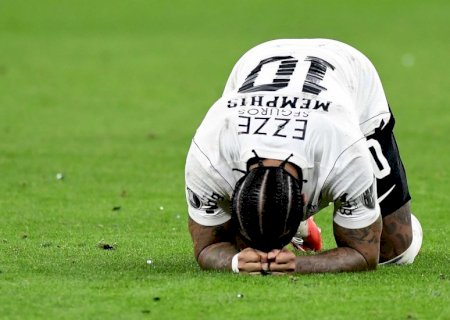 Memphis pede desculpa à torcida do Corinthians por pênalti perdido: "Coração partido"