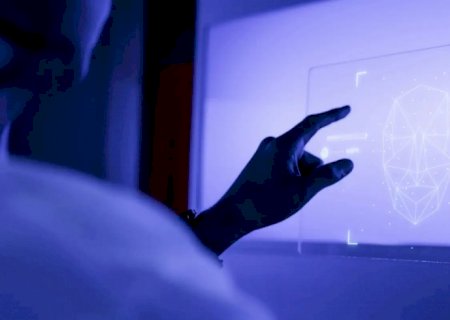 Flávio e PL lideram uso de conteúdos feitos por IA, diz observatório