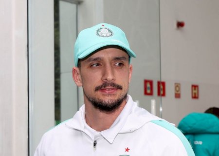 Dúvidas no Palmeiras, Piquerez e Mauricio embarcam para Quito; suspenso, Gómez também viaja