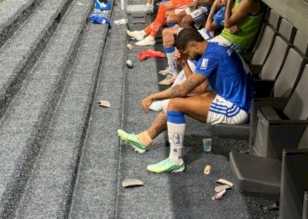 João Marcelo sofre lesão no joelho direito e não joga mais pelo Cruzeiro na temporada