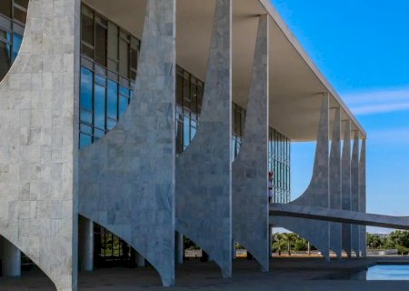 Instituto prevê impacto fiscal de R$ 40 bilhões com medidas de Lula