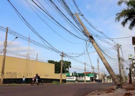 Campo Grande registra 4 acidentes com postes em um fim de semana