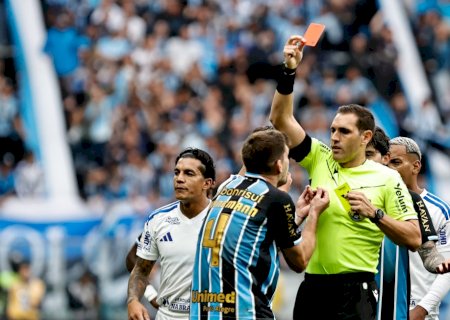Grêmio x Cruzeiro: Kannemann é expulso por fazer gesto de roubo; veja