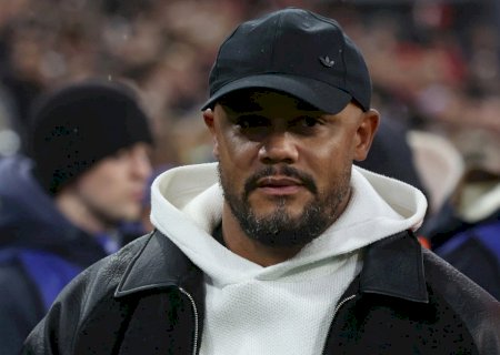 Kompany é levado de ambulância para hospital após se sentir mal no CT do Bayern