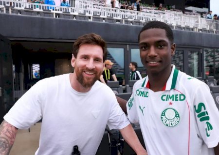 Dembélé da base: quem é a joia do Palmeiras que brilhou contra o Barcelona em torneio de Messi