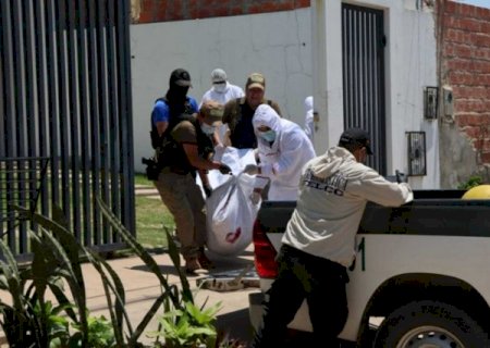 Brasileiros s&atilde;o executados por homens com roupas militares na Bol&iacute;via