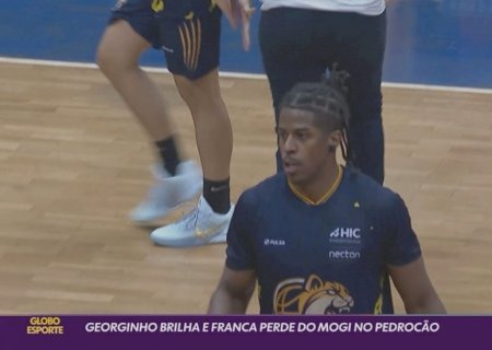 Ex e atual de jogador do Mogi se envolvem em confusão após título; troféu quebra